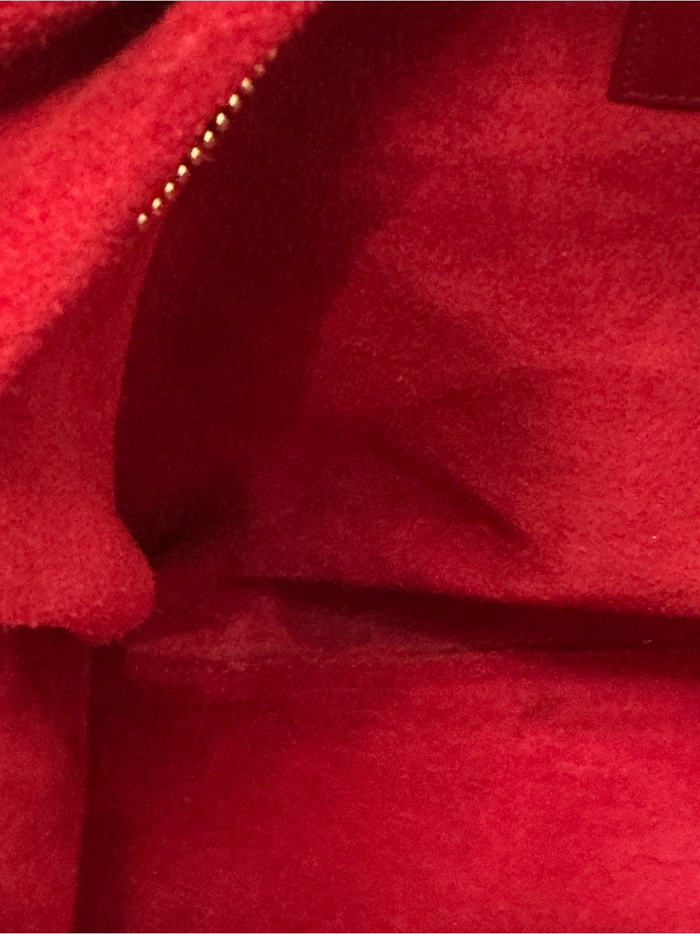 Saint Laurent Classic Duffle 6 Red Leather Crossbody Bag - Picture 17 of 17